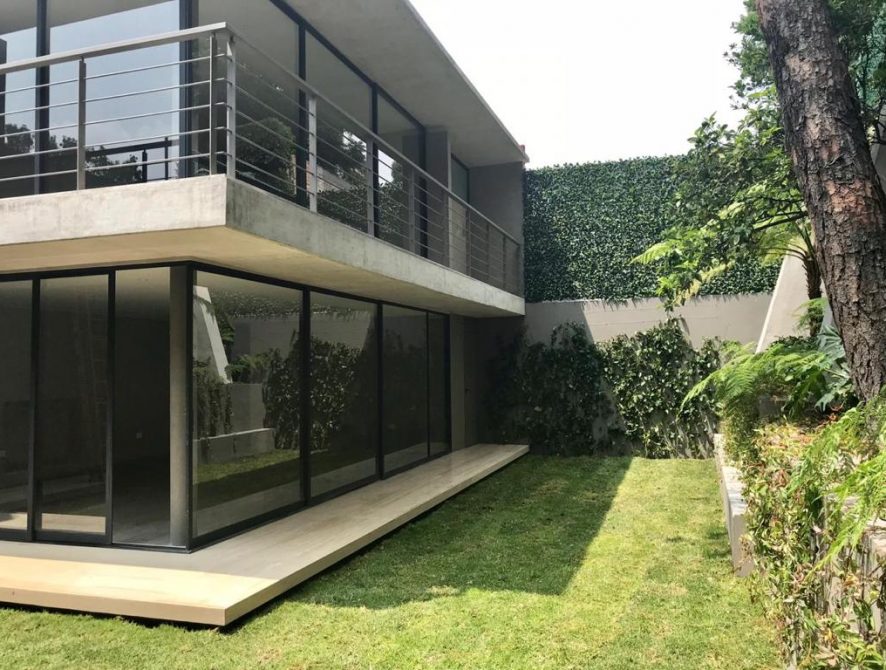 Casa nueva en venta Lomas de Tecamachalco - REMAX Servicios Inmobiliarios