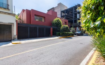 Terreno en venta en Bosques de las Lomas